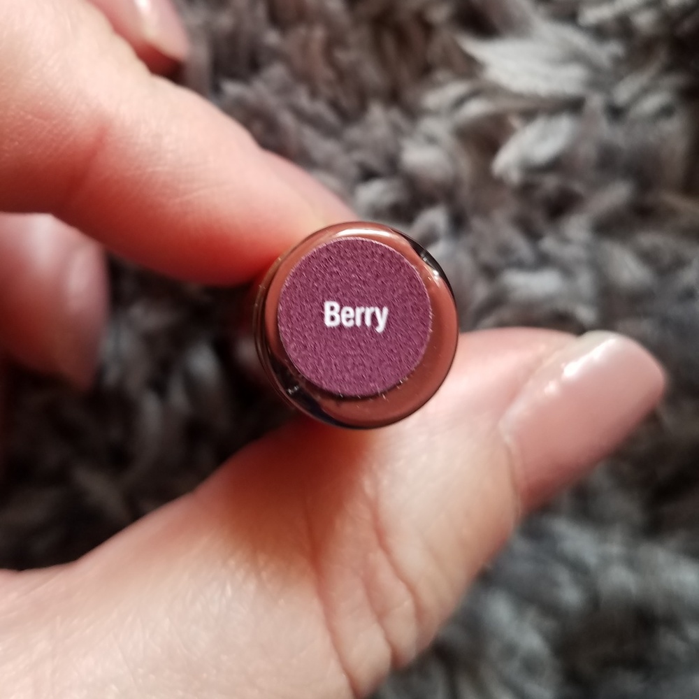 SEALED Berry Linersense LipSense